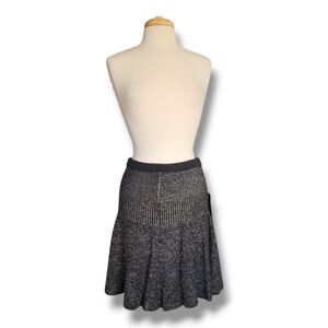 Cynthia Rowley Grey/Black Wool Blend Swing Mini Skirt. Size M